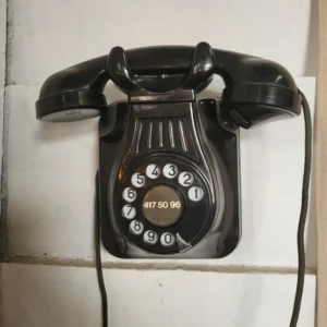 Antiguo teléfono vintage